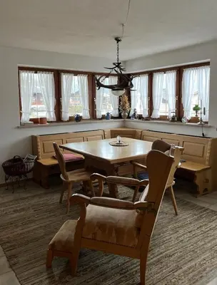 Ein Sitzbereich in der Unterkunft Haus Wendelweg