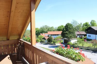 Ein Garten an der Unterkunft Hotel-Gasthof Kramerwirt