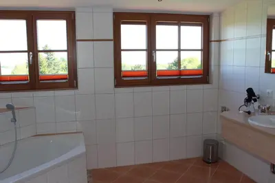 Ein Badezimmer in der Unterkunft Hotel-Gasthof Kramerwirt