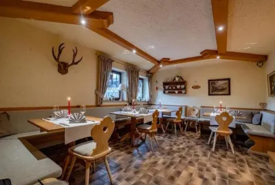 Ein Sitzbereich in der Unterkunft DEVA Achentaler Vitalhotel