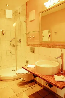 Ein Badezimmer in der Unterkunft Seehotel Luitpold