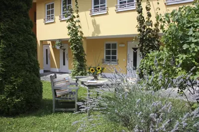 Ein Garten an der Unterkunft Hotel Gasthof Alte Post