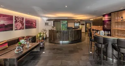 Lounge oder Bar in der Unterkunft Hotel Maximilian