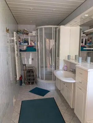 Ein Badezimmer in der Unterkunft Ferienwohnung Hofheinz