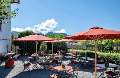 Ein Garten an der Unterkunft Gasthof-Hotel Dannerwirt