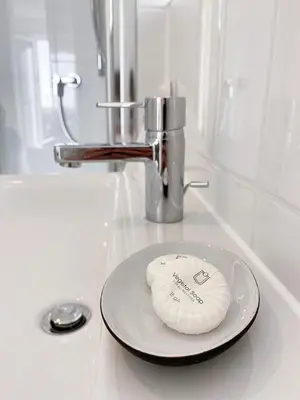 Ein Badezimmer in der Unterkunft Modern & Stylisch - Penthouse-Feeling nahe Flughafen München