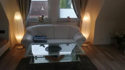 Ein Sitzbereich in der Unterkunft München Waldperlach ruhig und sehr schöne Wohnung