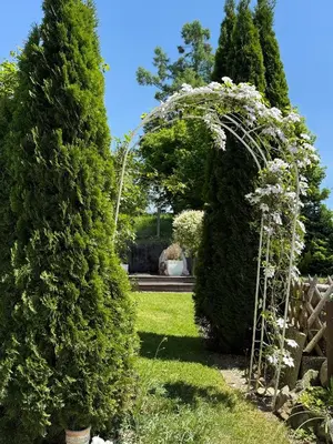 Ein Garten an der Unterkunft Ferienwohnung Siglreitmaier 2