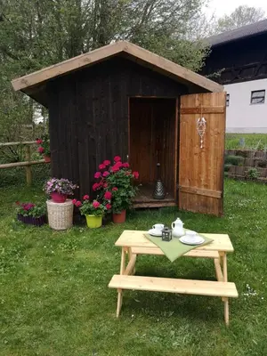 Ein Garten an der Unterkunft Reithamer Bergfensterl