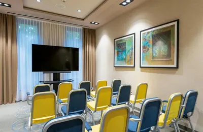 TV/Unterhaltungsangebot in der Unterkunft Leonardo Hotel Augsburg