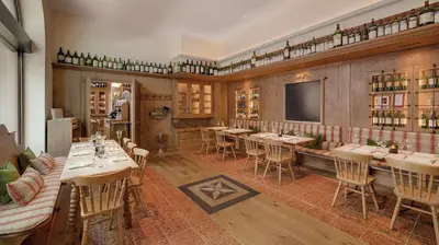 Getränke in der Unterkunft Hotel Excelsior München