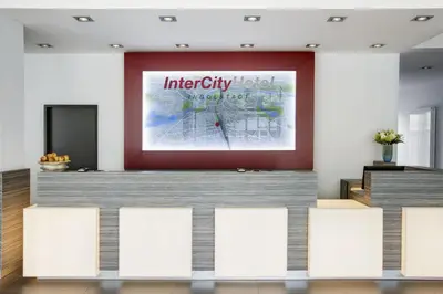 Ein Zertifikat, Auszeichnung, Logo oder anderes Dokument, das in der Unterkunft IntercityHotel Ingolstadt ausgestellt ist