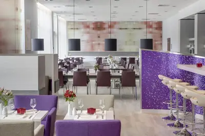 Ein Restaurant oder anderes Speiselokal in der Unterkunft IntercityHotel Ingolstadt