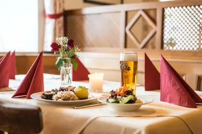 Essen im Hotel oder in der Nähe