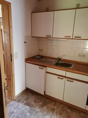 Küche/Küchenzeile in der Unterkunft Feichten-Hof Zuhaus Familie Zaiser