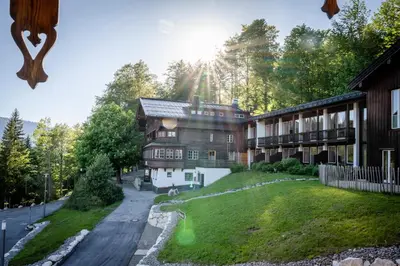 Das Gebäude in dem sich das Hotel befindet