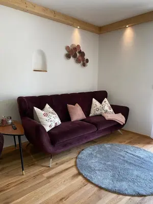 Ein Sitzbereich in der Unterkunft Neurenovierte Ferienwohnung Franzl