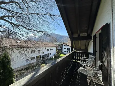 Ein allgemeiner Bergblick oder ein Berglick von der Ferienwohnung aus