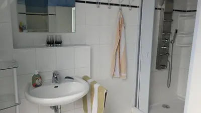 Ein Badezimmer in der Unterkunft München großzügige Wohnung sehr ruhig