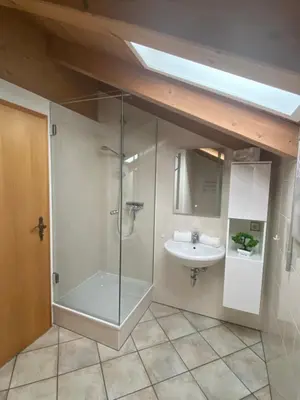 Ein Badezimmer in der Unterkunft Ferienwohnung Hubertus
