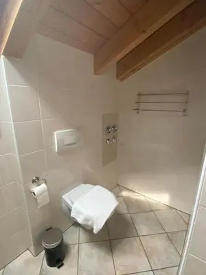 Ein Badezimmer in der Unterkunft Ferienwohnung Hubertus