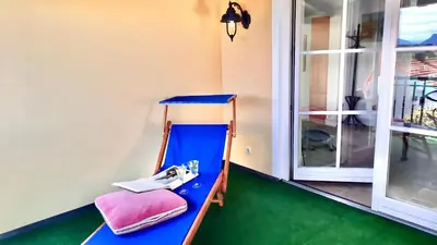 Grundriss der Unterkunft Ruhige Ferienwohnung in seenaher Künstlervilla in Gstadt