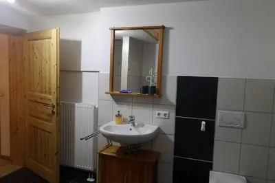 Ein Badezimmer in der Unterkunft Andermichlhof (3)Ferienwohnung Groß Landsberger Strasse 8