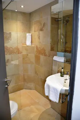 Ein Badezimmer in der Unterkunft Wohnfakturei