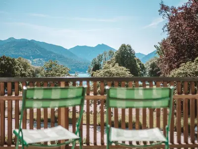 Ein allgemeiner Bergblick oder ein Berglick von des Hotels aus