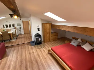 Ein Sitzbereich in der Unterkunft Ferienwohnung Heuberg