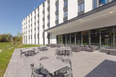Das Gebäude in dem sich das Hotel befindet