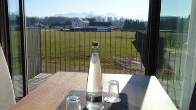 Ein allgemeiner Bergblick oder ein Berglick von des Hotels aus