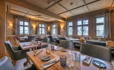 Ein Sitzbereich in der Unterkunft Boutique Hotel SEITNER HOF München Pullach