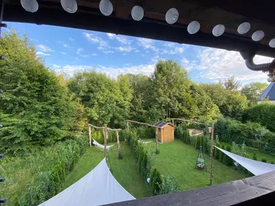 Ein Garten an der Unterkunft Ferienwohnung Räsl