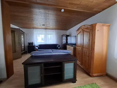 TV/Unterhaltungsangebot in der Unterkunft Haus - 4 Zimmer - 2 Bad - 1Küche, bis 8 Personen