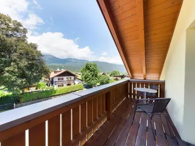 Ein allgemeiner Bergblick oder ein Berglick von der Ferienwohnung aus