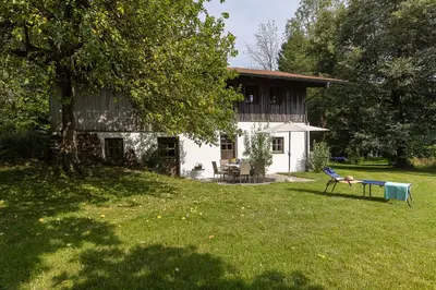 Ein Garten an der Unterkunft Ferienhaus Nöstlbach