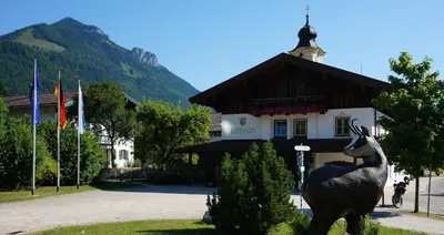 Ein allgemeiner Bergblick oder ein Berglick von der Ferienwohnung aus