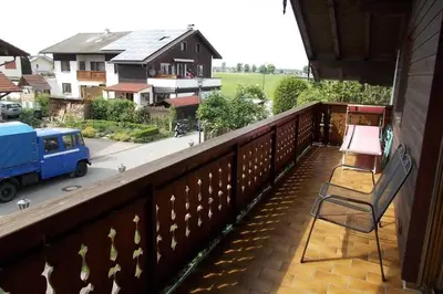 Ein Balkon oder eine Terrasse in der Unterkunft Karl-Stieler-Str.