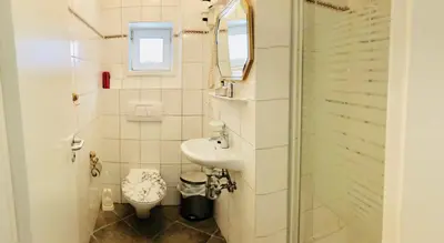 Ein Badezimmer in der Unterkunft Hotel Mariahilf München