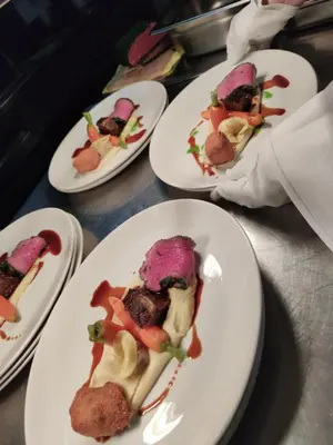 Essen in der Pension oder in der Nähe