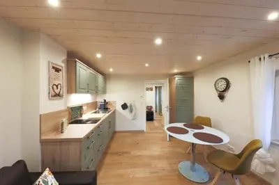 Küche/Küchenzeile in der Unterkunft Glühwürmchen Cottage