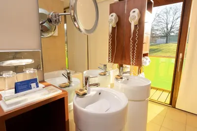 Ein Badezimmer in der Unterkunft Marina Hotel am Starnberger See