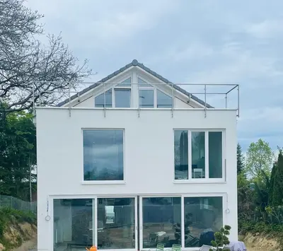 Das Gebäude in dem sich die Ferienwohnung befindet