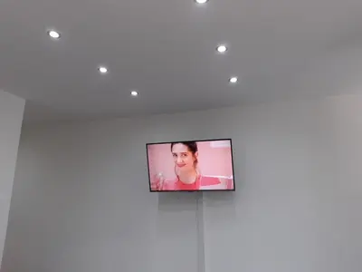 TV/Unterhaltungsangebot in der Unterkunft Luxuriöse Wohnung mit eigenem Garten
