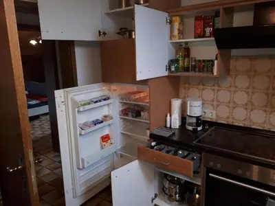 Küche/Küchenzeile in der Unterkunft ROOM in apartment LOT SPACE & option COOKING & BREAKFAST self service & terrace - 9 km from A8 highway & superfast self checkin
