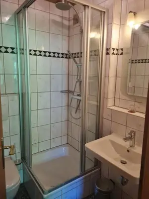 Ein Badezimmer in der Unterkunft Kleines Brauhaus Ingolstadt