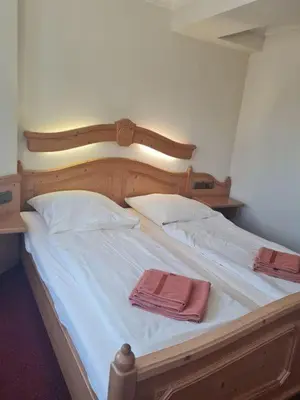 Ein Bett oder Betten in einem Zimmer der Unterkunft Kleines Brauhaus Ingolstadt