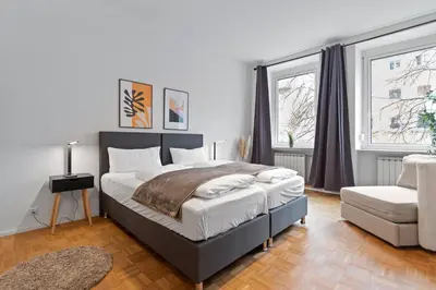 Ein Bett oder Betten in einem Zimmer der Unterkunft Flatista Homes - Old Town