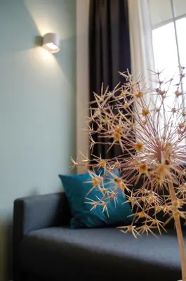 Ein Sitzbereich in der Unterkunft HOMELY STAY Studio 9 - Stylish & Convenient Self-Check-In Studio in Munich